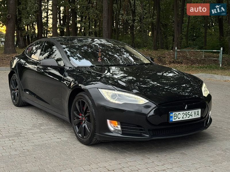 Tesla Model S 2014 Tesla Model S 2014