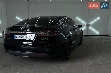Лифтбек Tesla Model S 2014 в Виннице