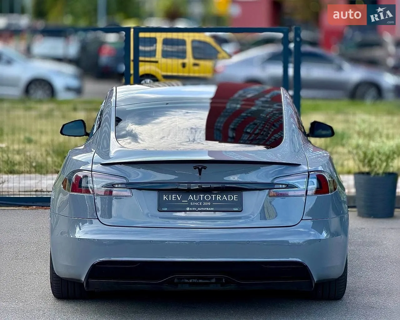 2021 Tesla Model S - мініатюра 15