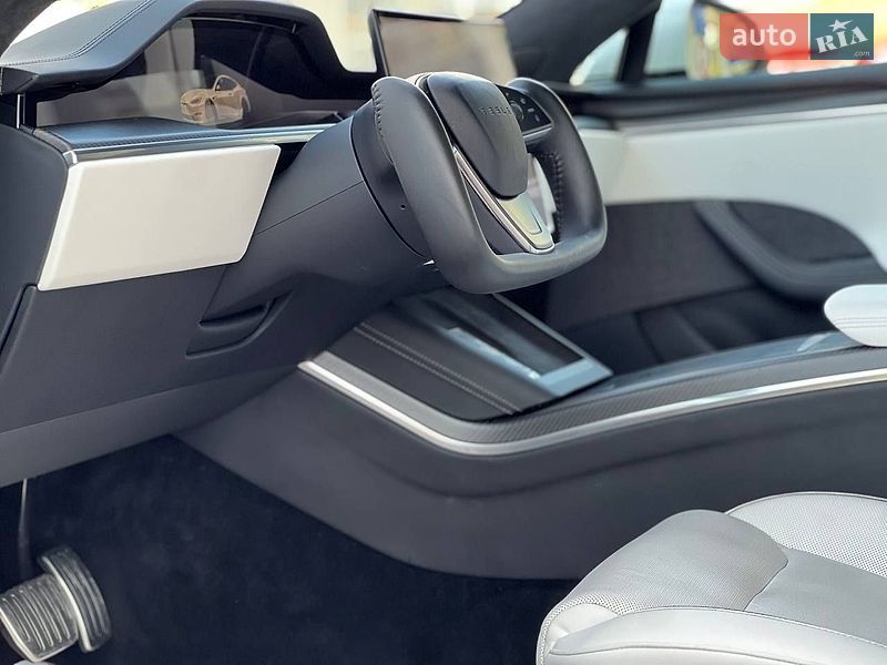 Ліфтбек Tesla Model S 2021 в Одесі фото 16 Ліфтбек Tesla Model S 2021 в Одесі