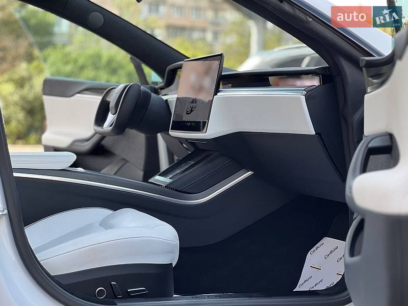 Ліфтбек Tesla Model S 2021 в Одесі фото 29 Ліфтбек Tesla Model S 2021 в Одесі