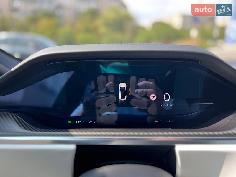 Ліфтбек Tesla Model S 2021 в Одесі фото 40 Ліфтбек Tesla Model S 2021 в Одесі
