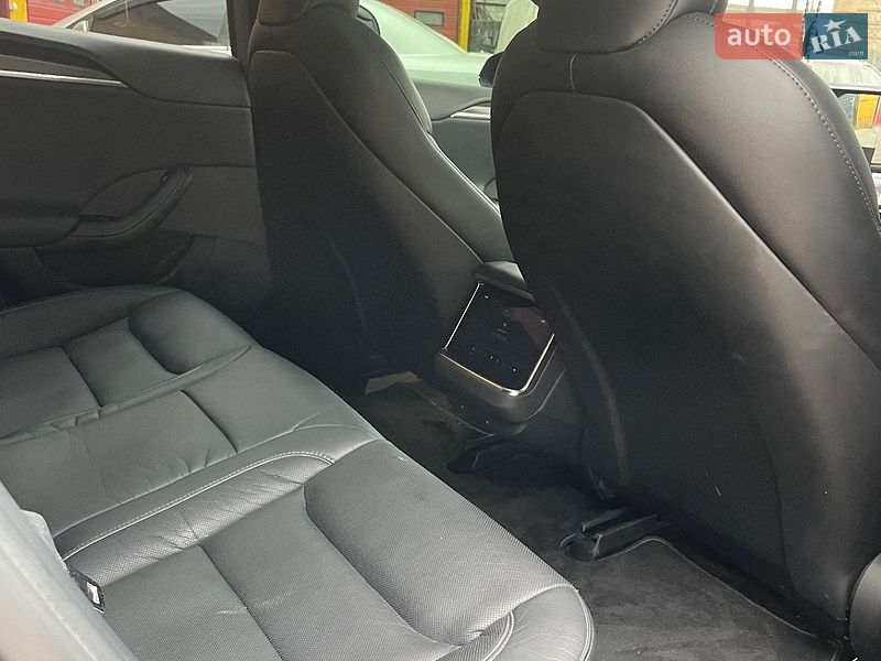 Ліфтбек Tesla Model S 2021 в Трускавці фото 10 Ліфтбек Tesla Model S 2021 в Трускавці