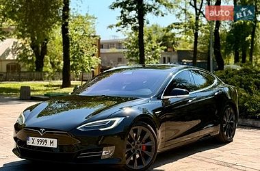 Лифтбек Tesla Model S 2019 в Кривом Роге Лифтбек Tesla Model S 2019 в Кривом Роге