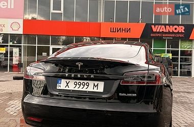 Лифтбек Tesla Model S 2019 в Кривом Роге