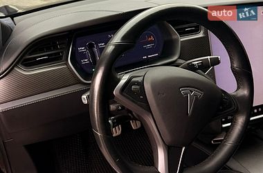Лифтбек Tesla Model S 2019 в Кривом Роге