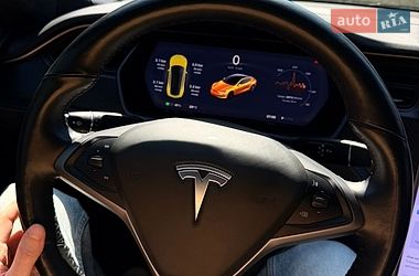 Лифтбек Tesla Model S 2019 в Кривом Роге