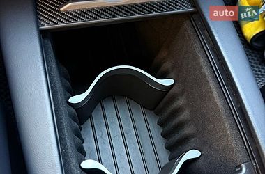 Лифтбек Tesla Model S 2019 в Кривом Роге