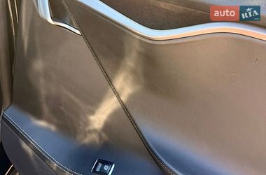 Лифтбек Tesla Model S 2019 в Кривом Роге