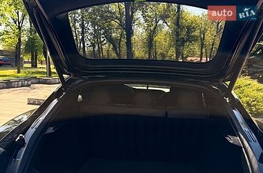 Лифтбек Tesla Model S 2019 в Кривом Роге