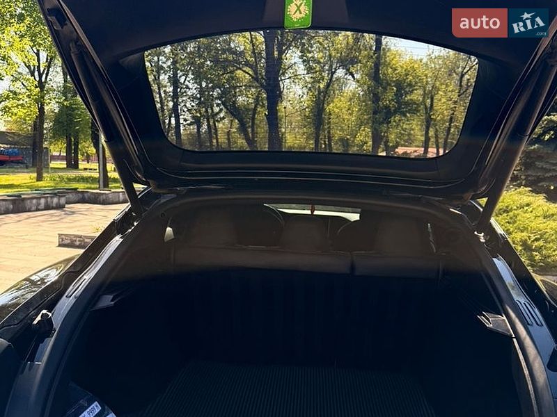 Лифтбек Tesla Model S 2019 в Кривом Роге