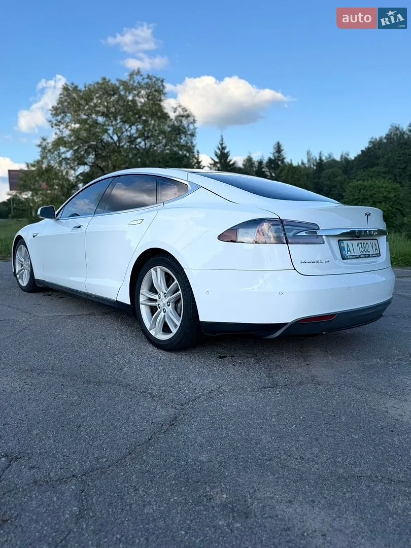 2015 Tesla Model S - мініатюра 7