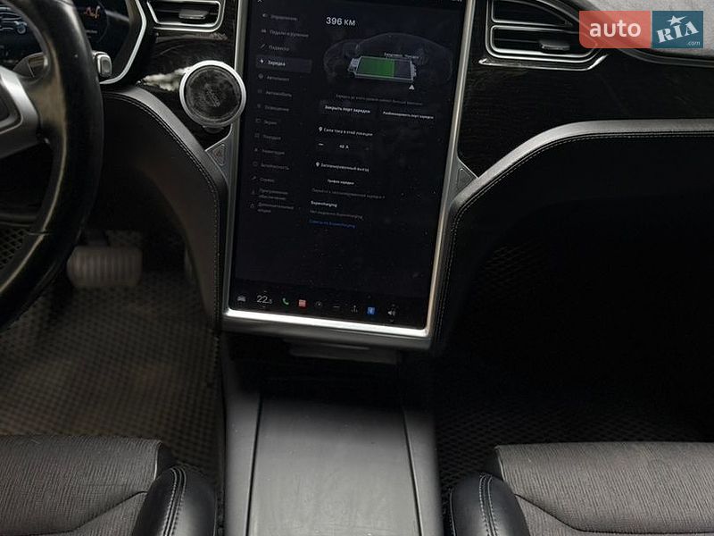Ліфтбек Tesla Model S 2017 в Києві