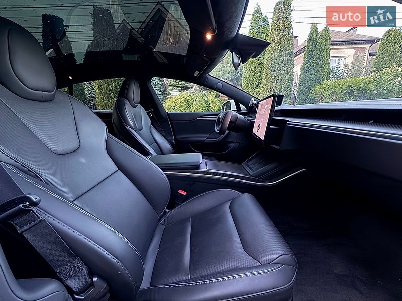 Ліфтбек Tesla Model S 2022 в Києві