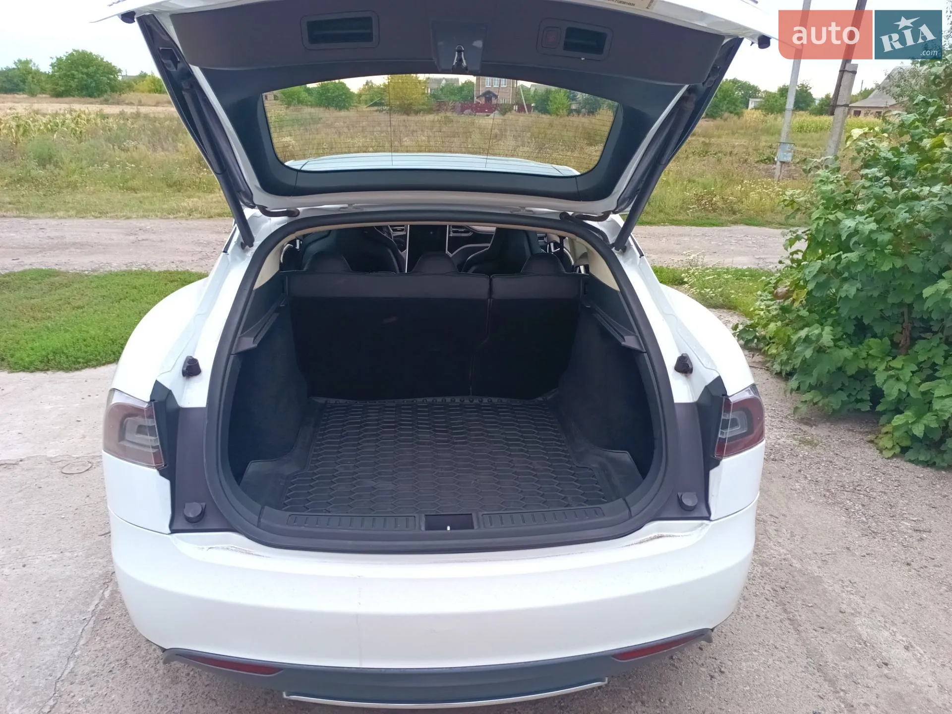 2013 Tesla Model S - мініатюра 4