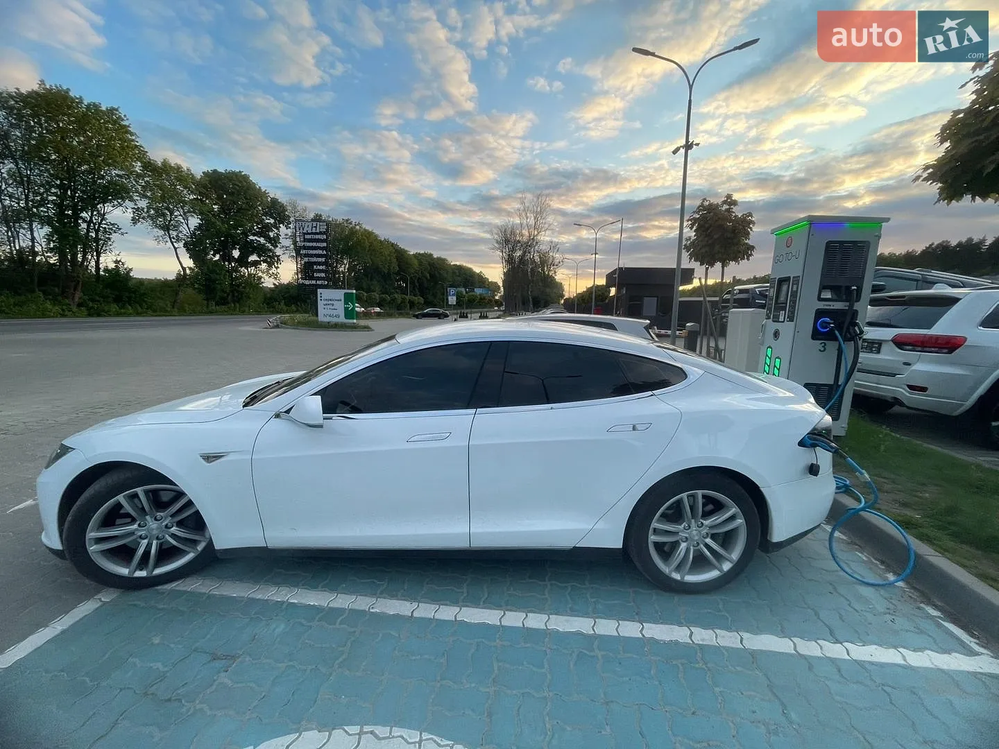 2014 Tesla Model S - мініатюра 7