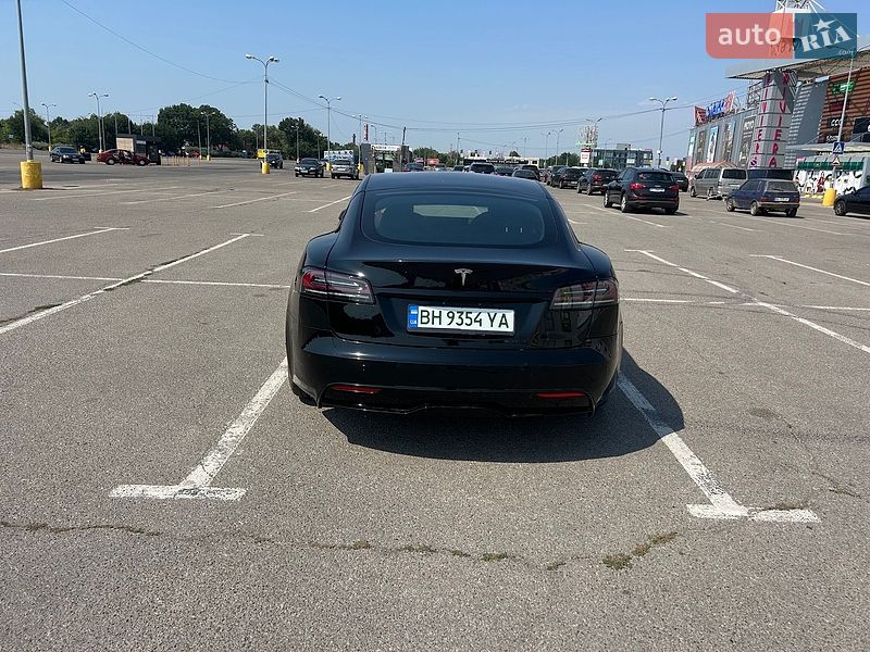 Ліфтбек Tesla Model S 2022 в Одесі