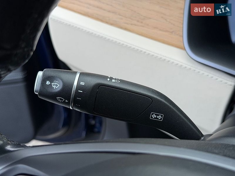 Лифтбек Tesla Model S 2018 в Киеве