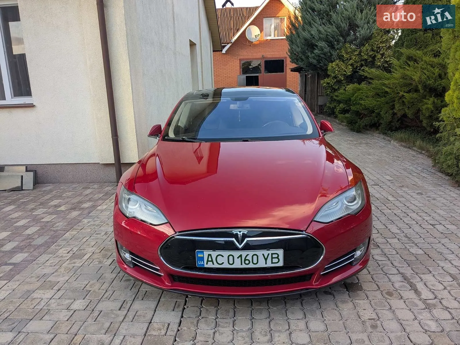 2014 Tesla Model S - мініатюра 2