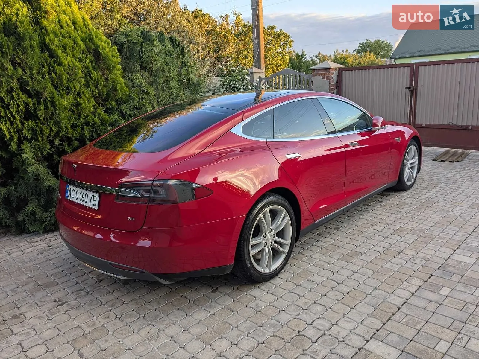 2014 Tesla Model S - мініатюра 5