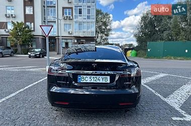 Ліфтбек Tesla Model S 2016 в Києві