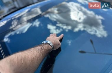 Лифтбек Tesla Model S 2016 в Киеве