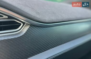 Лифтбек Tesla Model S 2016 в Киеве