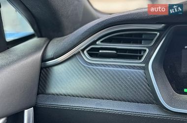 Ліфтбек Tesla Model S 2016 в Києві