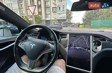 Ліфтбек Tesla Model S 2016 в Києві