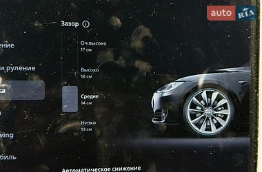 Ліфтбек Tesla Model S 2016 в Києві