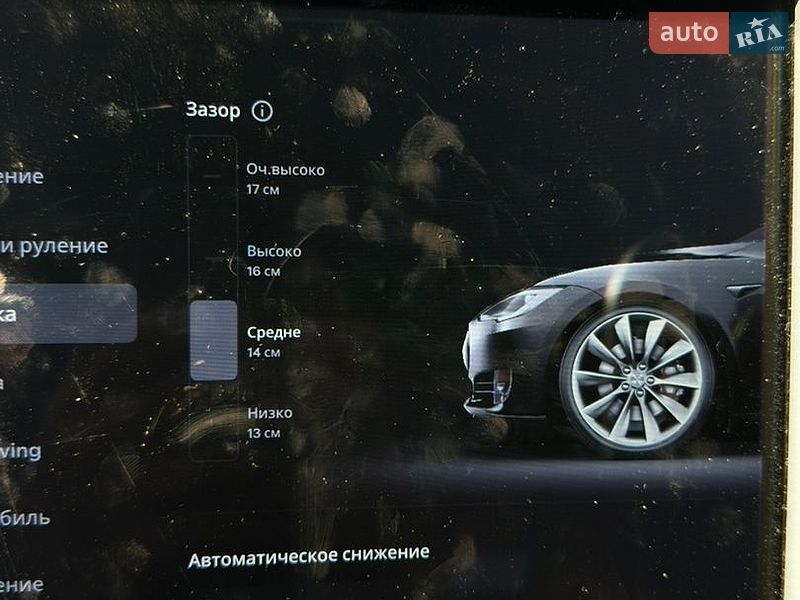 Ліфтбек Tesla Model S 2016 в Києві