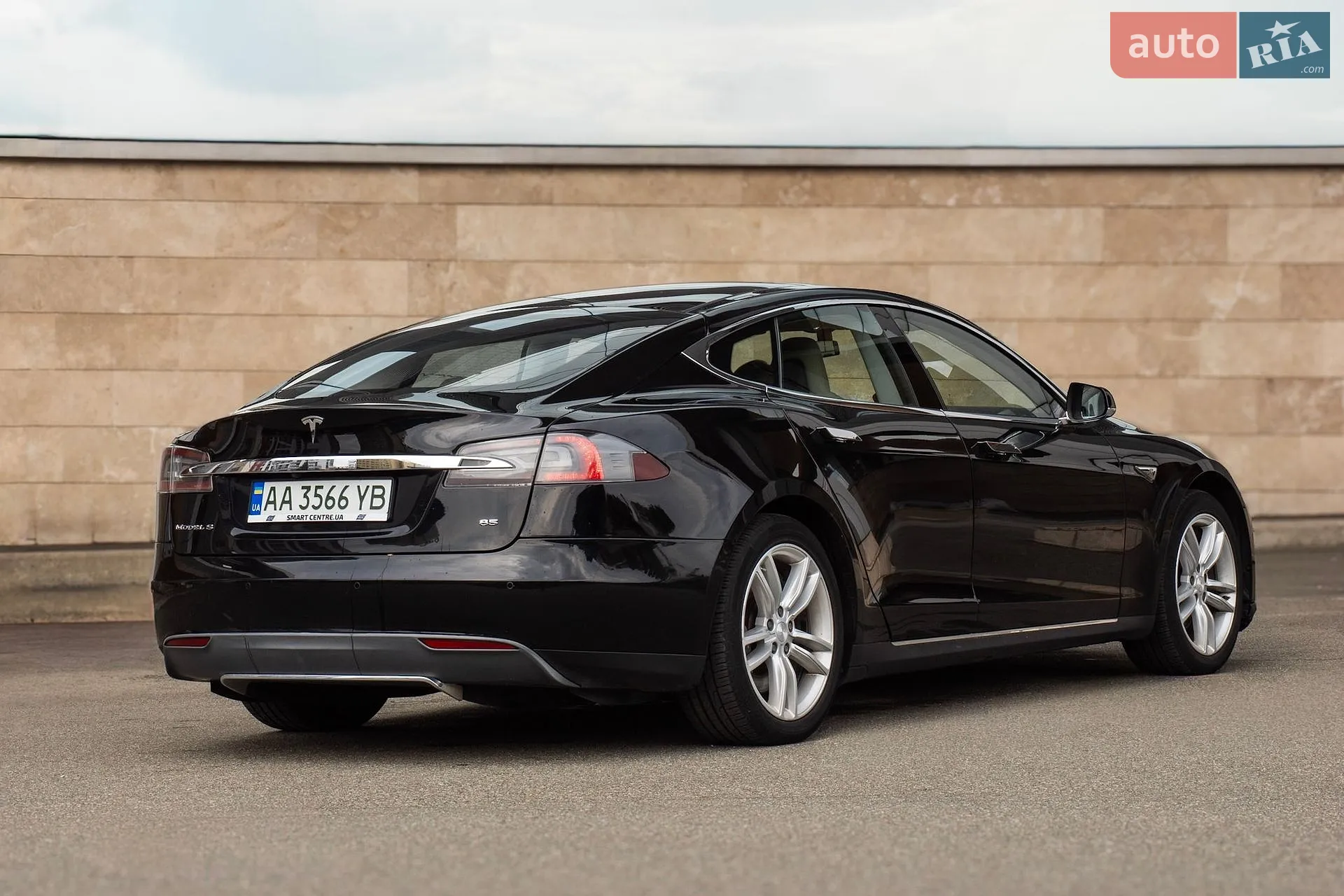 2014 Tesla Model S - мініатюра 3