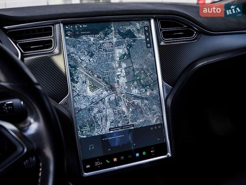 Ліфтбек Tesla Model S 2015 в Києві