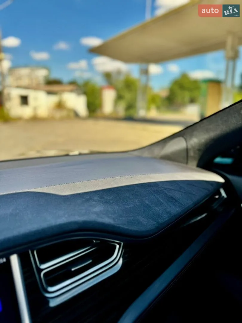 2016 Tesla Model S - мініатюра 9