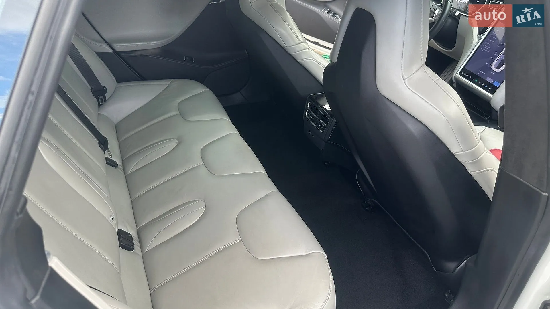 2016 Tesla Model S - мініатюра 23
