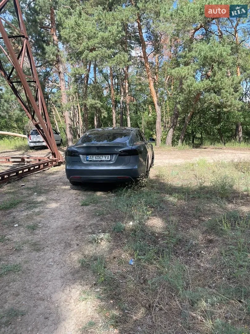 2013 Tesla Model S - мініатюра 4