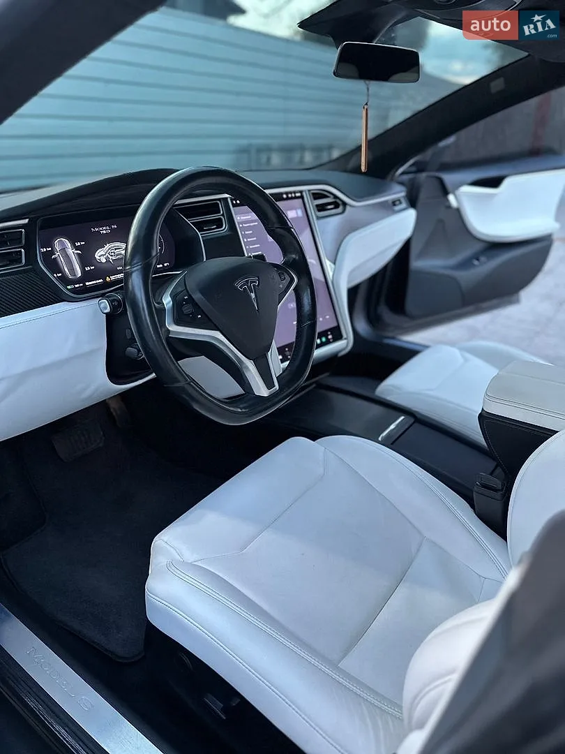 2017 Tesla Model S - мініатюра 9