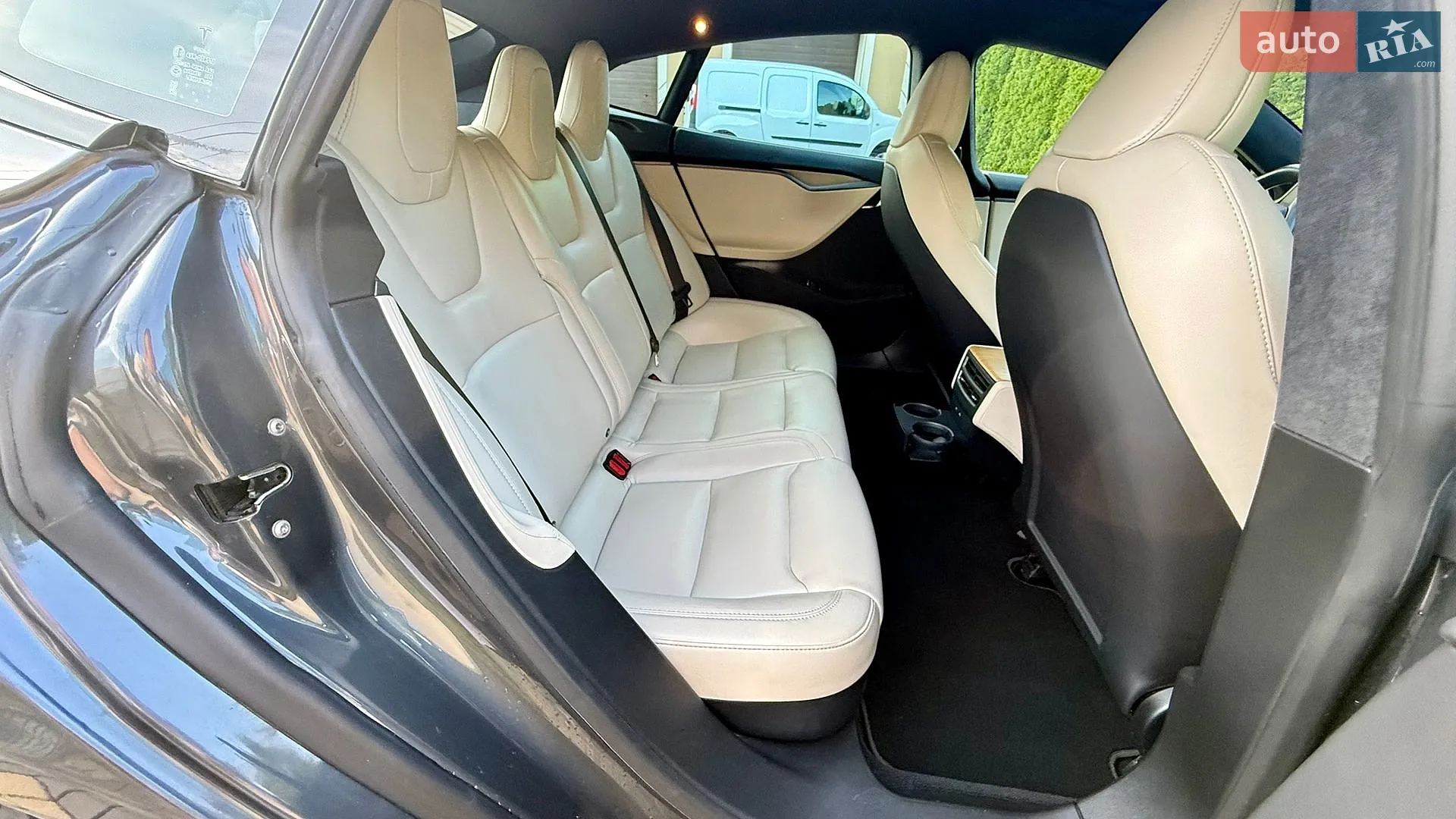 2020 Tesla Model S - мініатюра 14