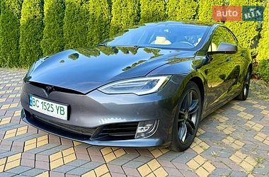 Ліфтбек Tesla Model S 2020 в Самборі