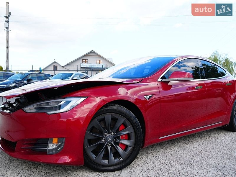 Ліфтбек Tesla Model S 2020 в Дрогобичі