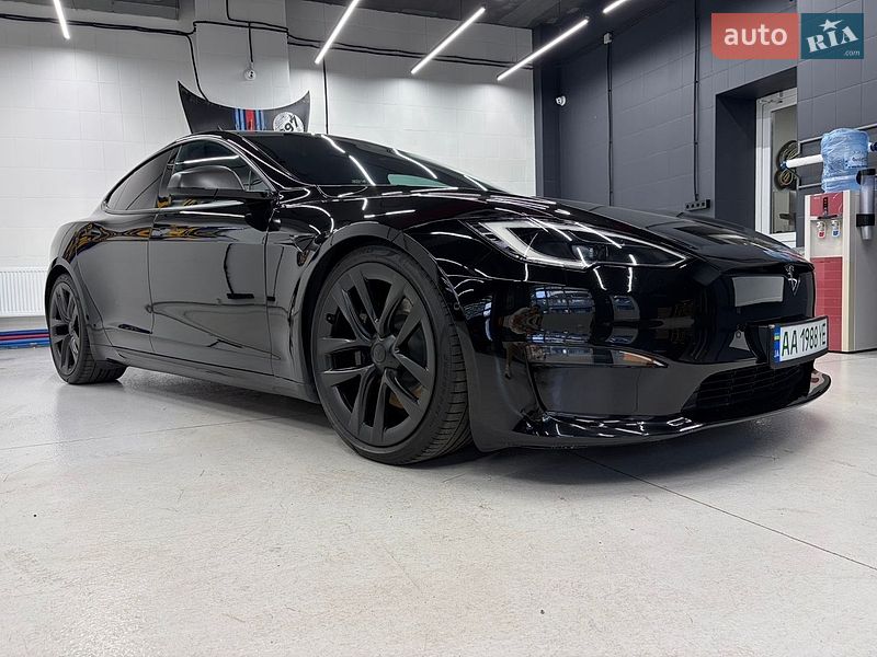 Лифтбек Tesla Model S 2021 в Киеве фото 13 Лифтбек Tesla Model S 2021 в Киеве