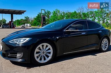Ліфтбек Tesla Model S 2016 в Харкові фото 2 Ліфтбек Tesla Model S 2016 в Харкові