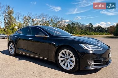 Ліфтбек Tesla Model S 2016 в Харкові фото 7 Ліфтбек Tesla Model S 2016 в Харкові