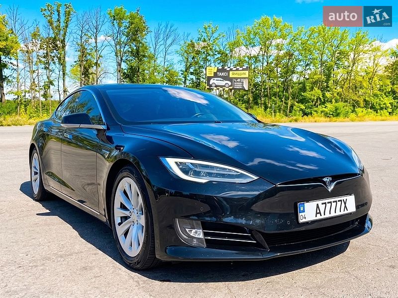 Ліфтбек Tesla Model S 2016 в Харкові фото 8 Ліфтбек Tesla Model S 2016 в Харкові