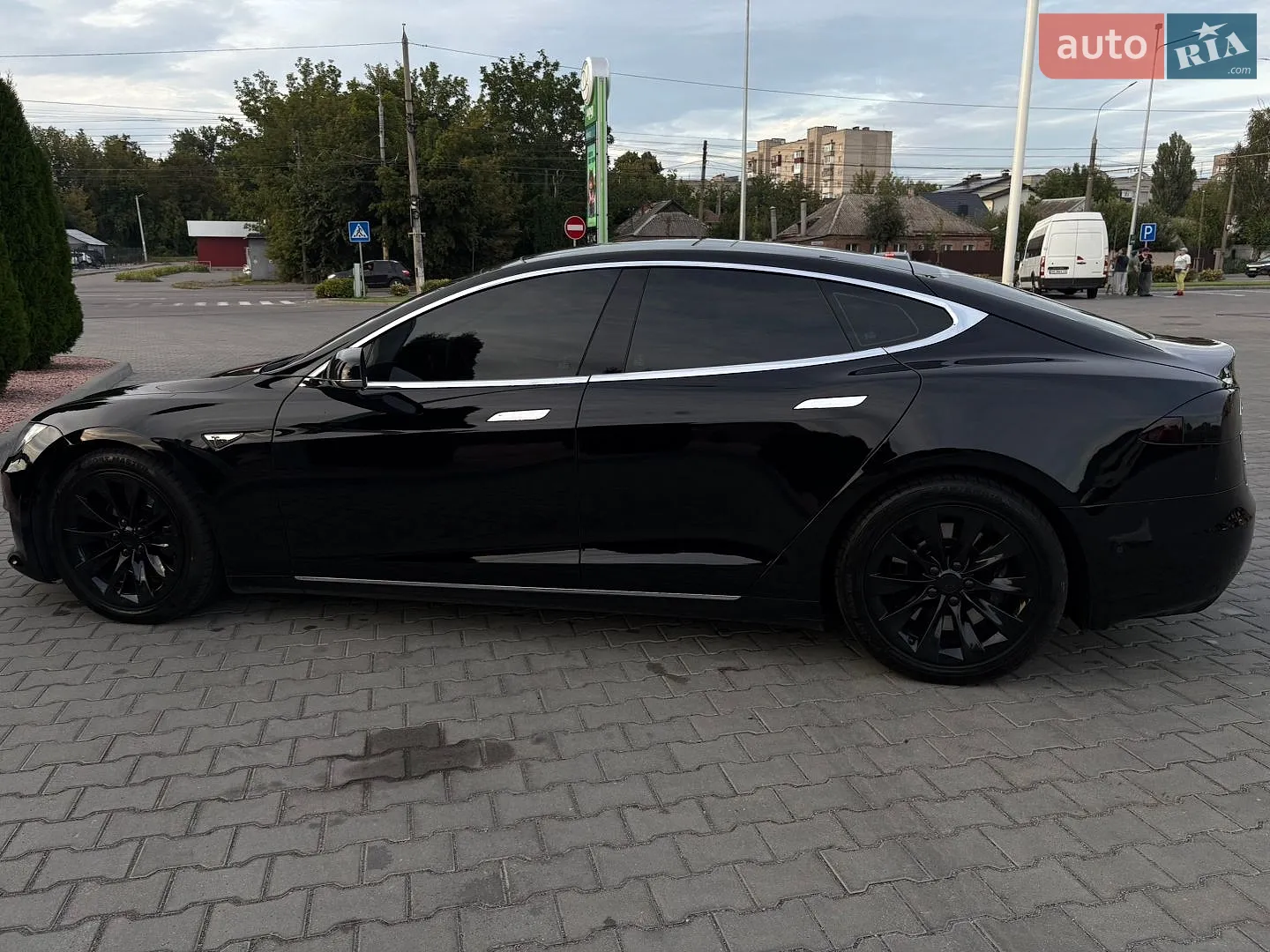 2016 Tesla Model S - мініатюра 17