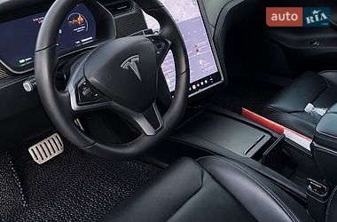 Лифтбек Tesla Model S 2018 в Николаеве