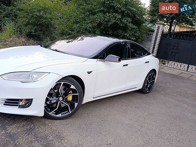 Tesla Model S 2013 Tesla Model S 2013