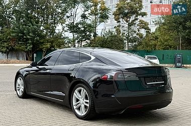 Лифтбек Tesla Model S 2015 в Одессе
