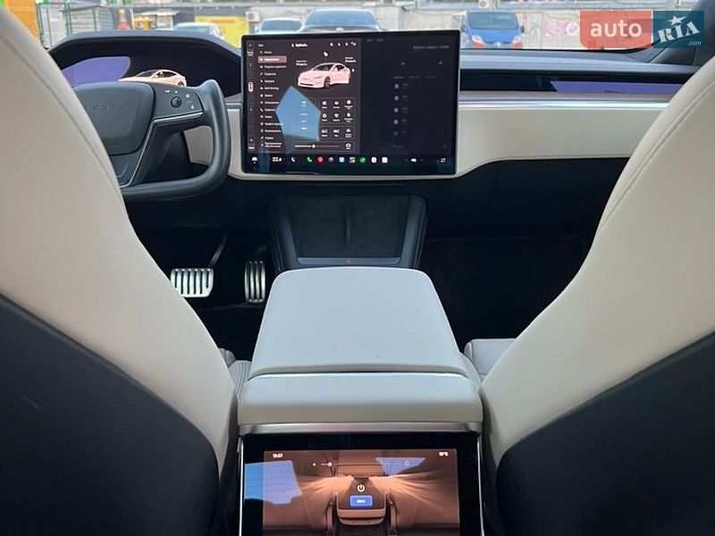 Ліфтбек Tesla Model S 2022 в Львові