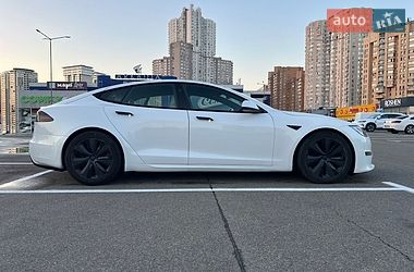 Ліфтбек Tesla Model S 2022 в Львові